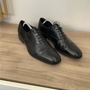Salvatore Ferragamo  Black Leather CapToe Oxford LACE UP Shoes Men's 9 EEE